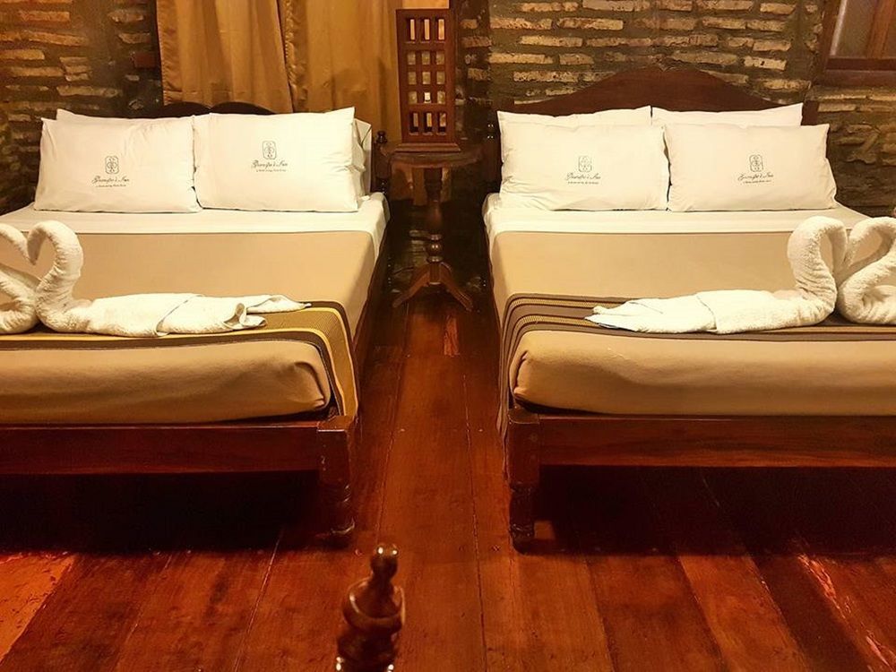 Zen Rooms Grandpa'S Inn Vigan Exterior foto